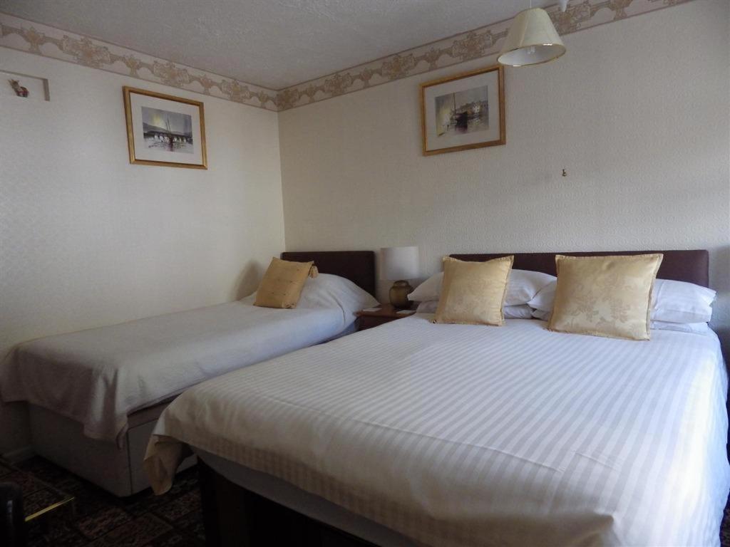 Little Harbour Guesthouse Looe Bagian luar foto