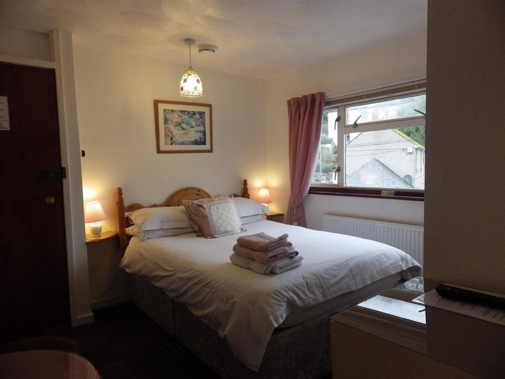 Little Harbour Guesthouse Looe Bagian luar foto
