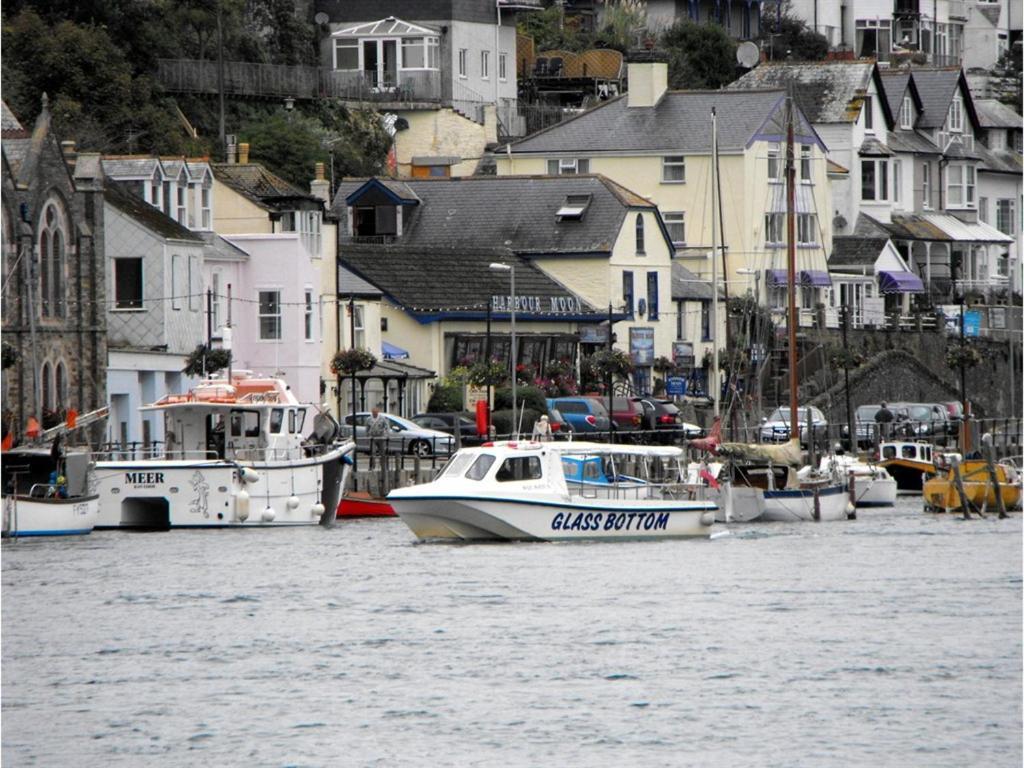 Little Harbour Guesthouse Looe Bagian luar foto