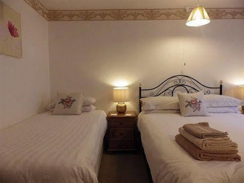 Little Harbour Guesthouse Looe Bagian luar foto